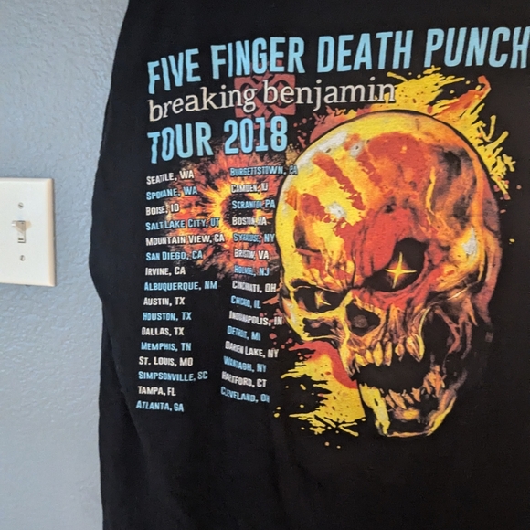 Five finger death punch concert tee - Picture 3 of 3